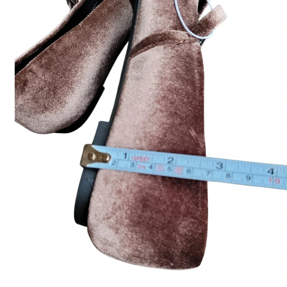 A NEW DAY 9.5 Brown Gabriella Memory Foam Velvet Pointed Toe Mary Jane Flat